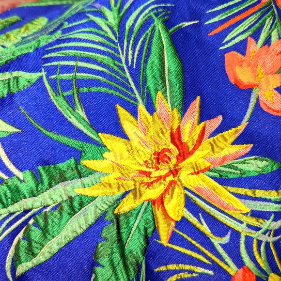 Guess Paradise Jacquard Embroidery Bomber Jacket Medium - Picture 7 of 12